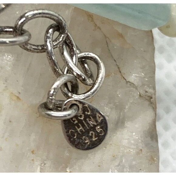 GSJ Signed Light Green Jadeite & Mother Of Pearl Beaded 17''-19'' Necklace - Picture 7 of 8